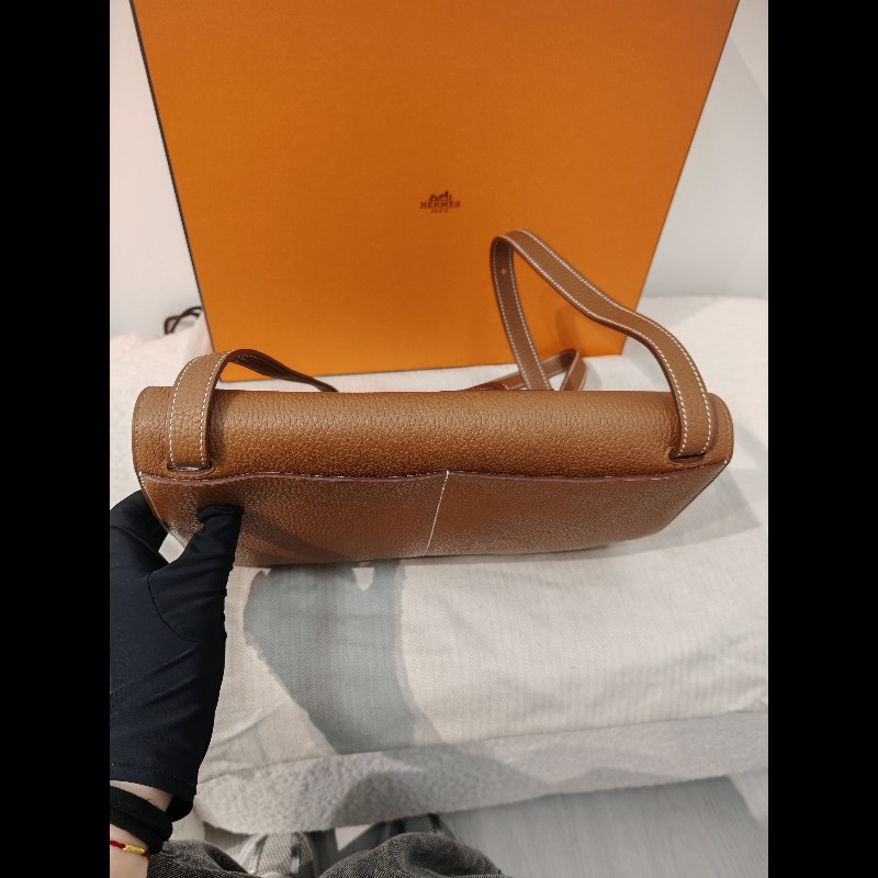 Hermes Halzan 31
金棕金扣-10