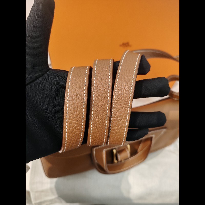 Hermes Halzan 31
金棕金扣-18