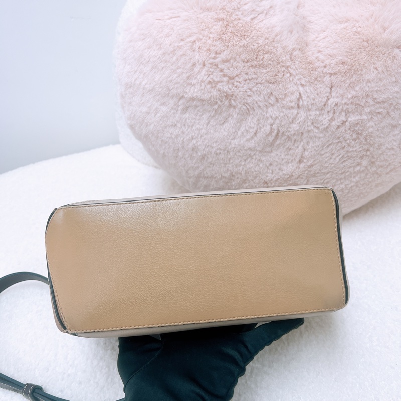 Loewe puzzle 棕色幾何包-2