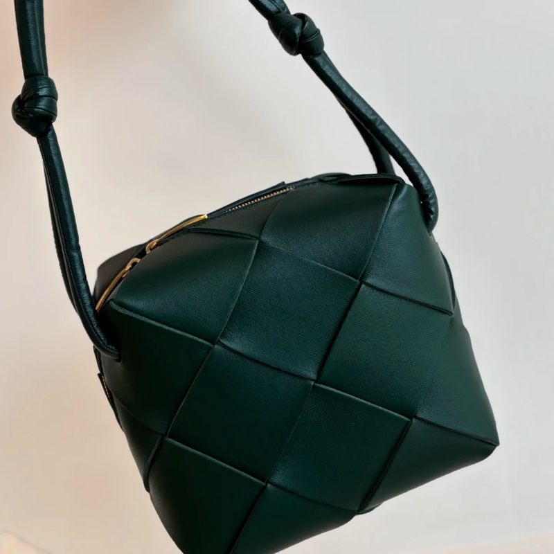 BV BOTTEGA VENETA Mini Cassette Camera Bag-6
