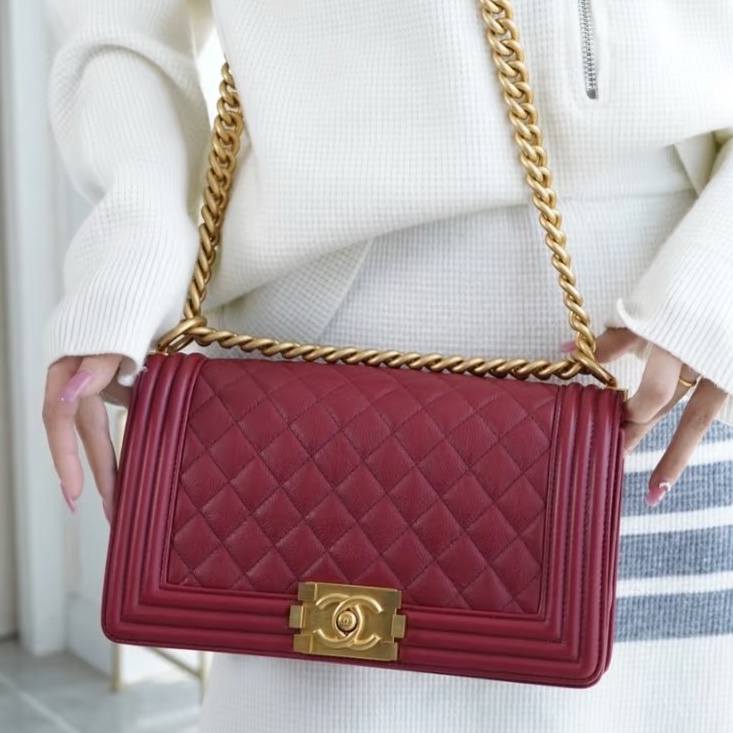 專櫃25w🈶購證😍香奈兒酒紅色金扣中號leboy25單肩斜挎包-5