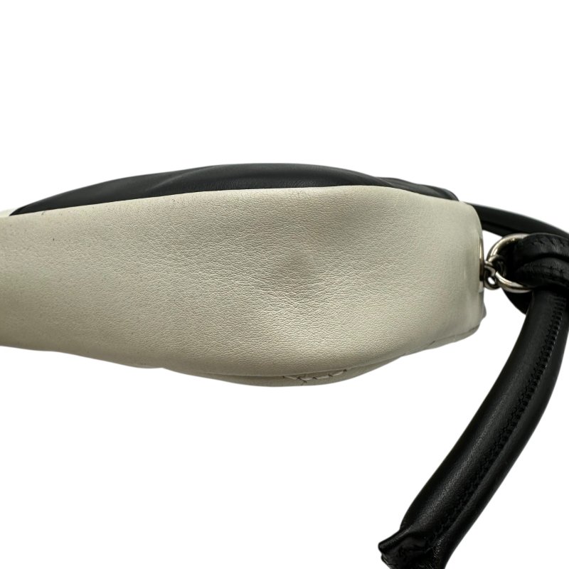 【美收精品】CHANEL 真皮小袋手提包白色黑色 C-270【隔月月中將轉賣至日本 上架期限30天】-5