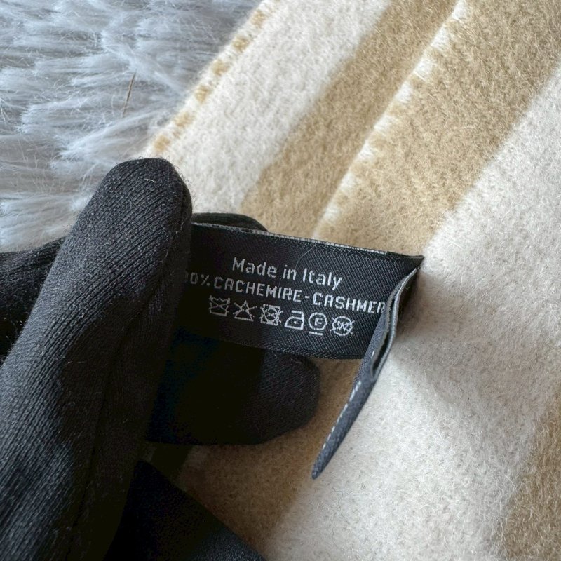 全新真品 CHANEL 新款 米/奶茶色圍巾 大CC 雙色 雙面 羊絨 圍巾 AAB984 現貨-4