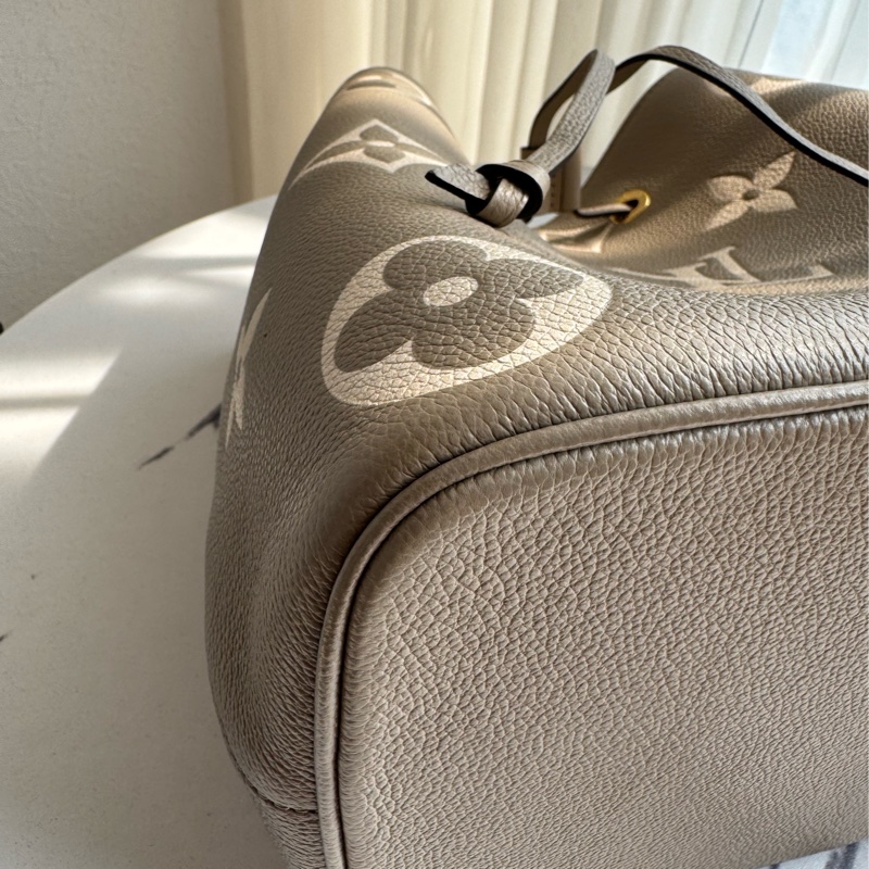 LV斑鳩灰水桶包MM-7