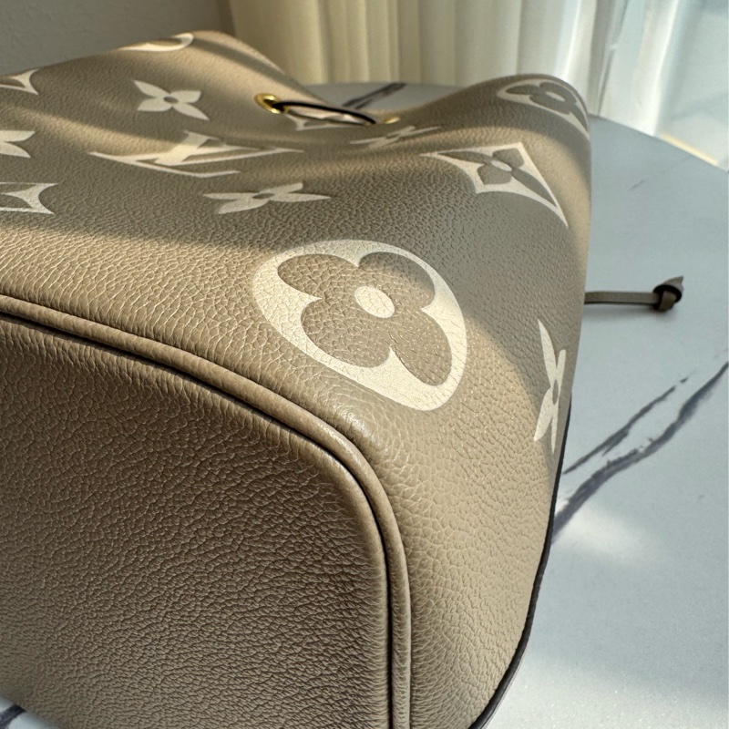 LV斑鳩灰水桶包MM-9