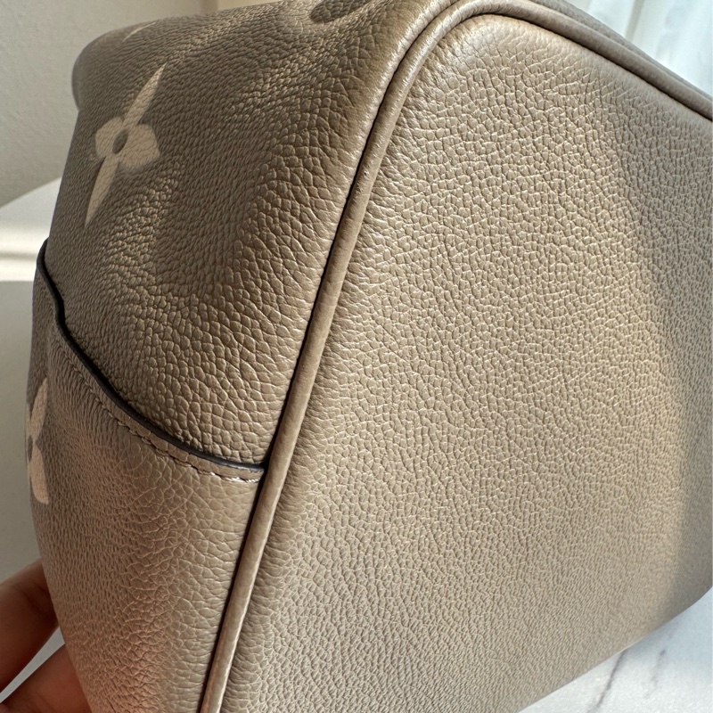 LV斑鳩灰水桶包MM-11