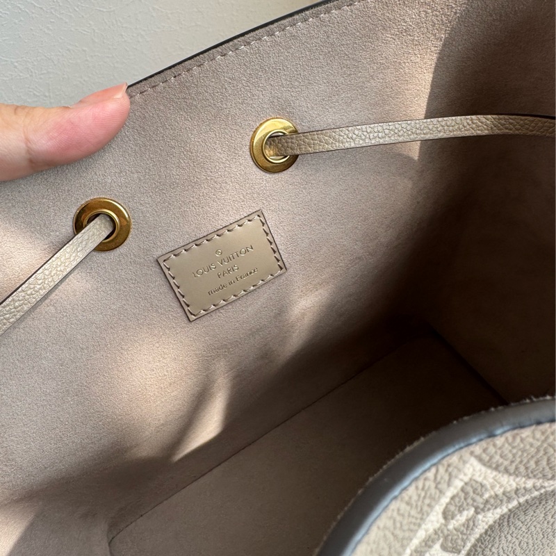 LV斑鳩灰水桶包MM-26