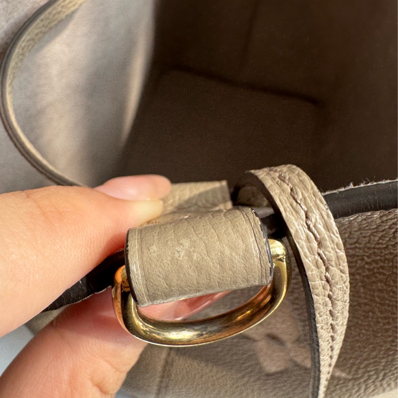 LV斑鳩灰水桶包MM-32