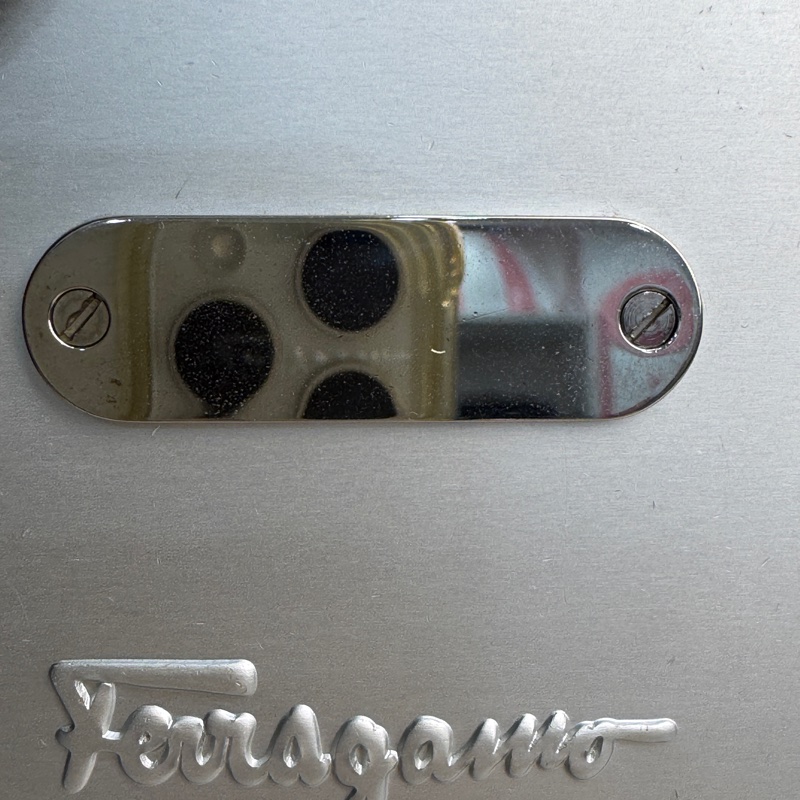 Ferragamo Gancini AU-21 6717 銀色鋁製單肩包-7