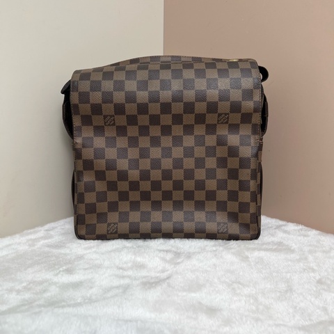 路易威登/Louis Vuitton naviglio棋盤格公文包 豆腐包 尺寸：長 28 x 寬 15 x 高 25 cm