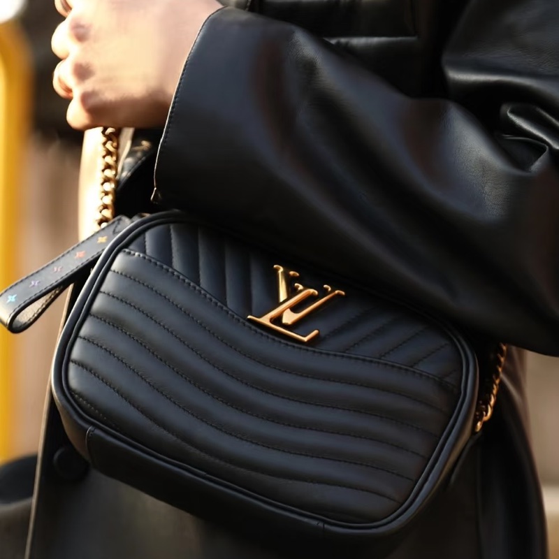 日常百搭款✨99新🥹Lv路易威登黑金new wave全皮相機包單肩斜挎鏈條包-2