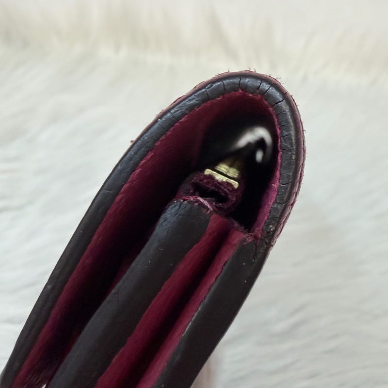 LV M62015 EMILIE 經典花紋全皮革壓紋扣式長夾.葡萄紫 停產-21