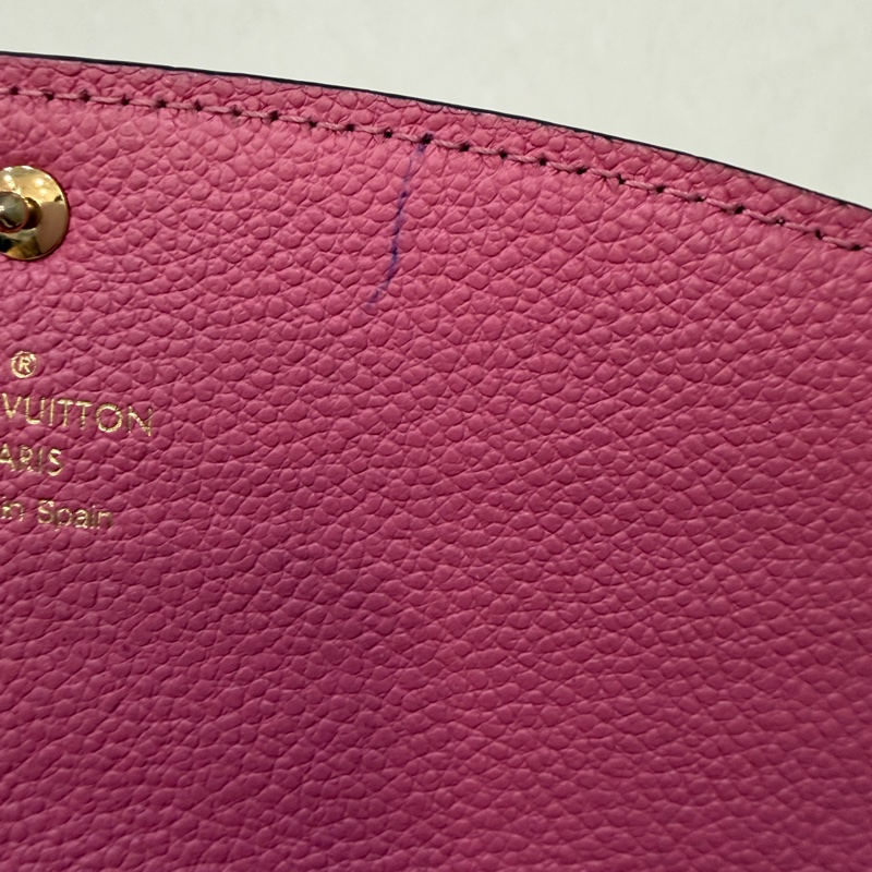 LV M62015 EMILIE 經典花紋全皮革壓紋扣式長夾.葡萄紫 停產-27