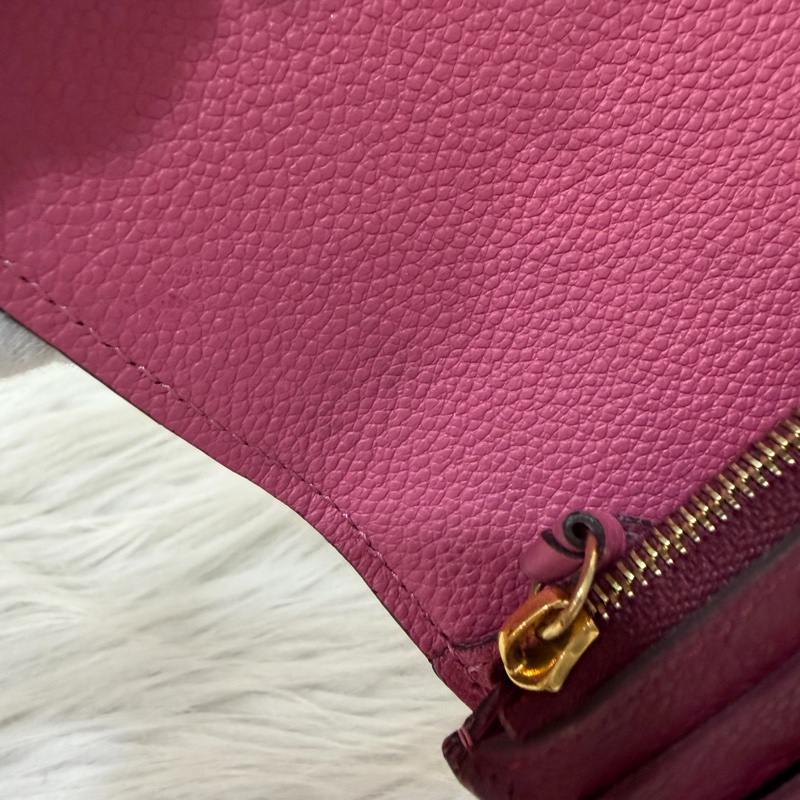 LV M62015 EMILIE 經典花紋全皮革壓紋扣式長夾.葡萄紫 停產-11