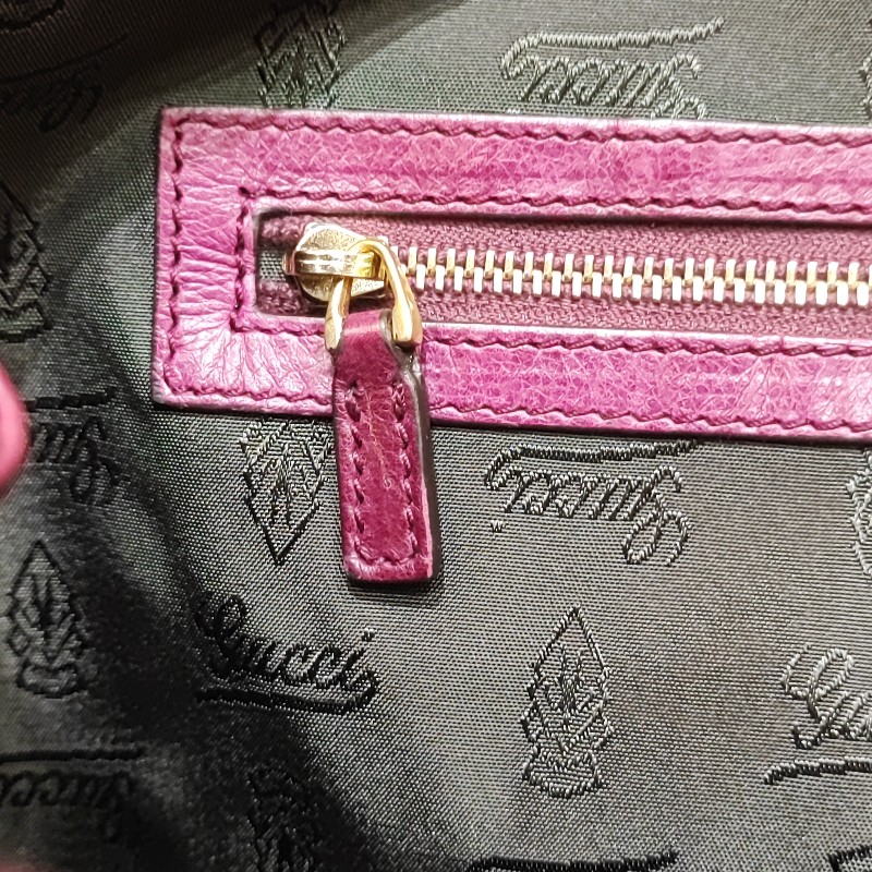 Gucci Hysteria Python Clutch-12