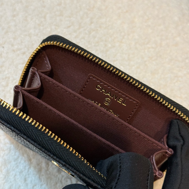 Chanel Zipped card holder 黑金魚子-3