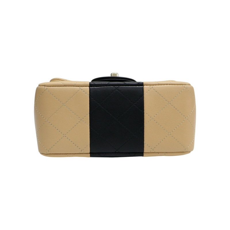 黑/奶茶色 羊皮 Mini Coco 17 肩背包 銀扣【CHANEL 香奈兒】 A35200-3