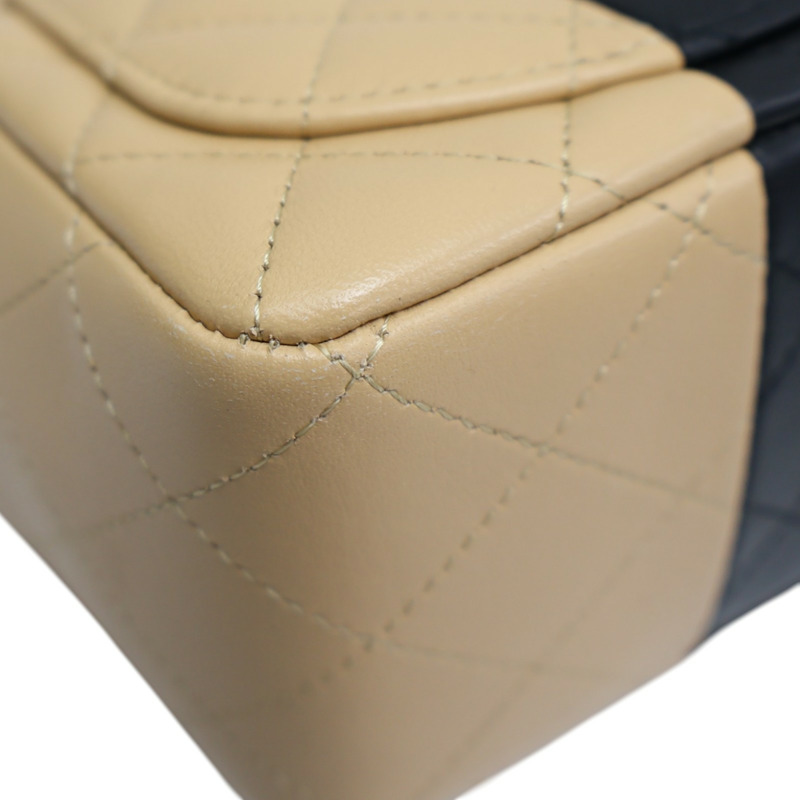 黑/奶茶色 羊皮 Mini Coco 17 肩背包 銀扣【CHANEL 香奈兒】 A35200-10