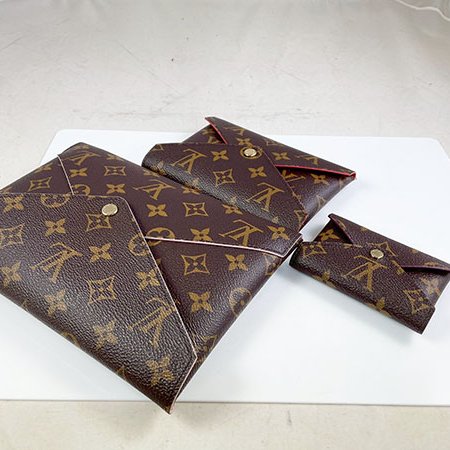 ＊奢華大道國際精品＊【L3340】LV原花Kirigami Pochette三合一信封包M62034-2