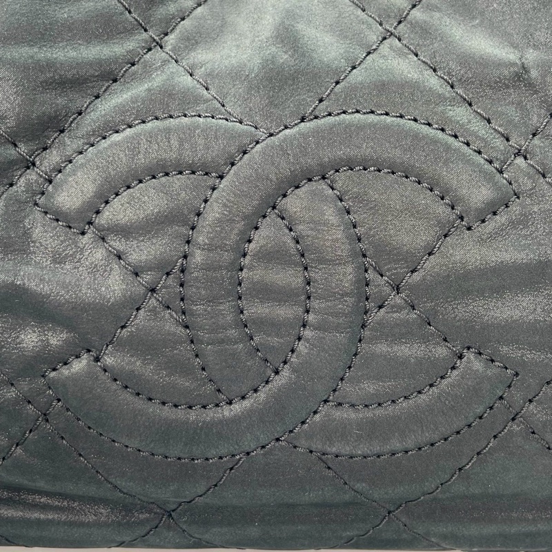 「JL精品代購」 香奈兒黑銀珠光牛皮2way托特包-16