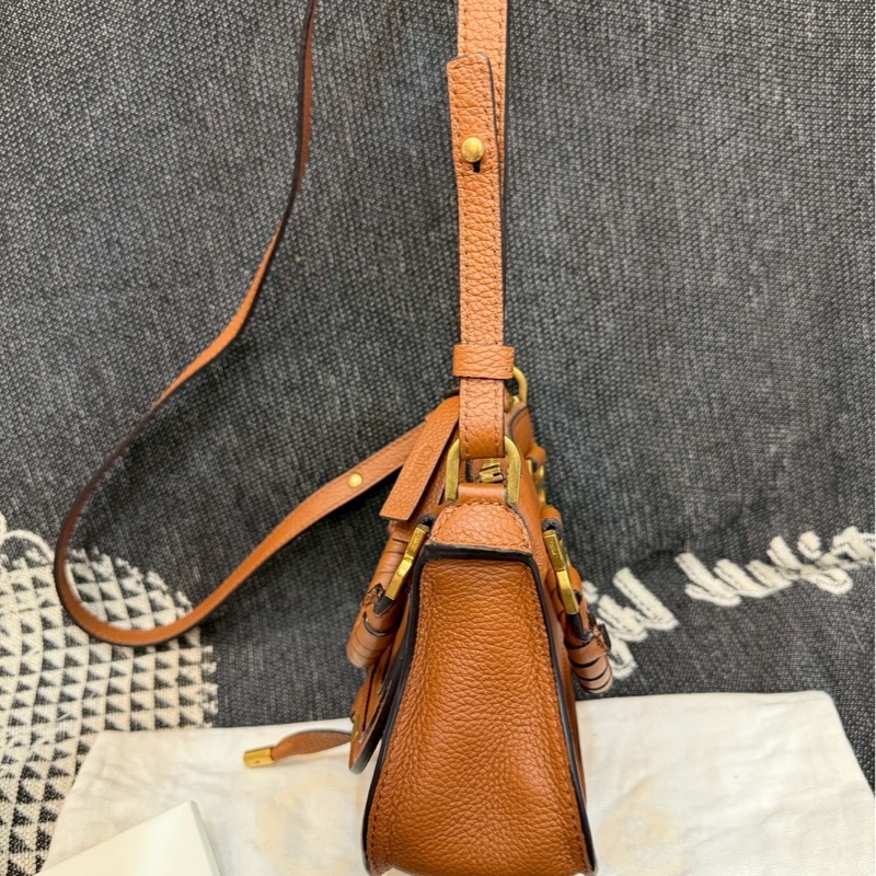 九成新以上 Chloe Marcie mini 牛皮翻蓋兩用包 焦糖咖-9