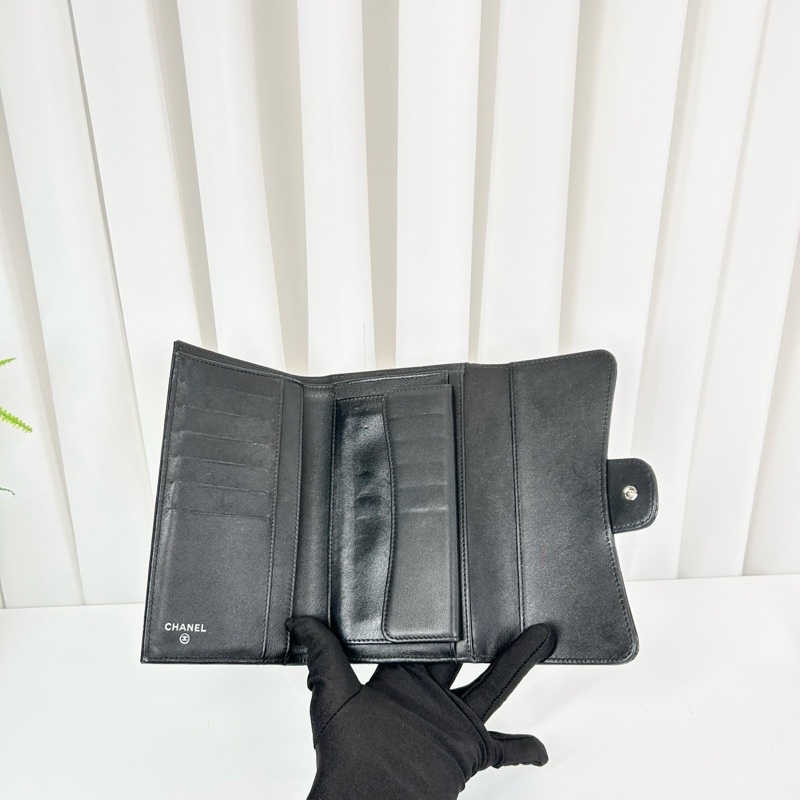 香奈兒CHANEL 17開 深綠色漆皮錢包 尺寸18*10 尺寸18×10cm 附件盒子-2