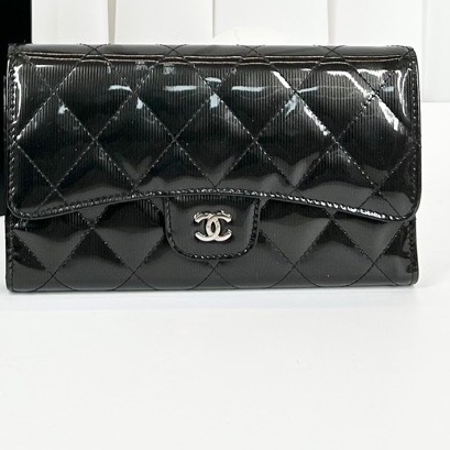 香奈兒CHANEL 17開 深綠色漆皮錢包 尺寸18*10 尺寸18×10cm 附件盒子-4