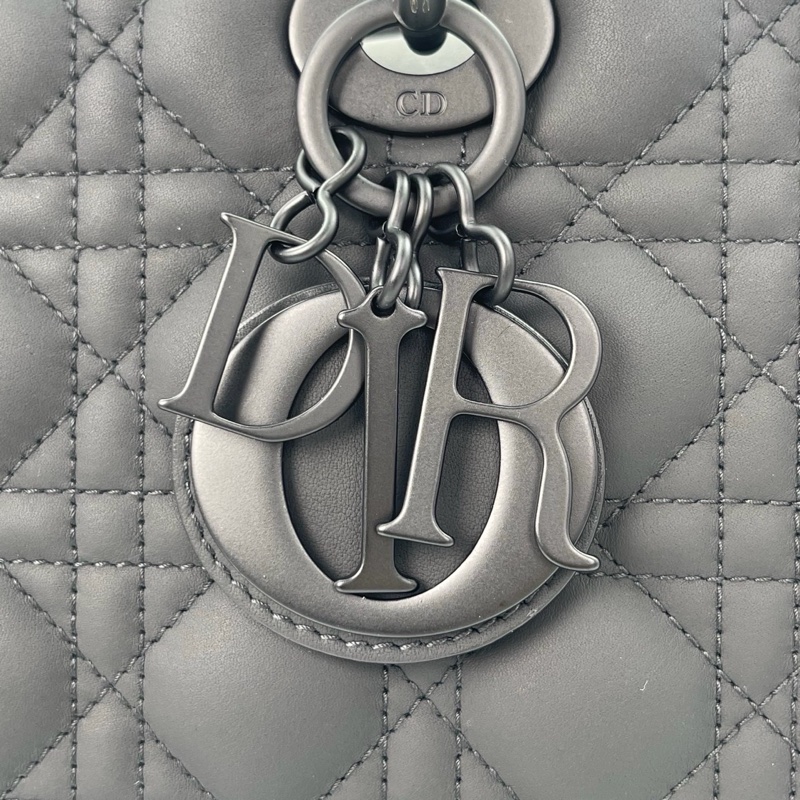 「JL精品代購」 Dior so black 磨砂全黑牛皮七格2way戴妃包-12