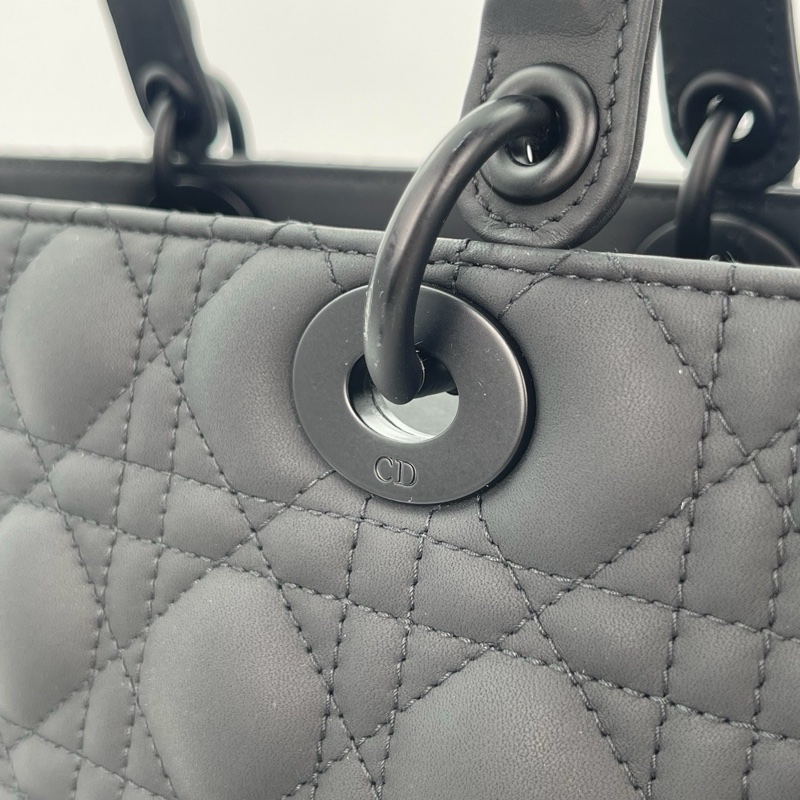 「JL精品代購」 Dior so black 磨砂全黑牛皮七格2way戴妃包-18