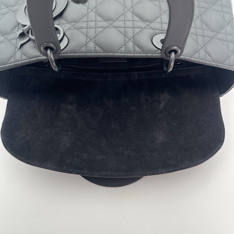 「JL精品代購」 Dior so black 磨砂全黑牛皮七格2way戴妃包-23