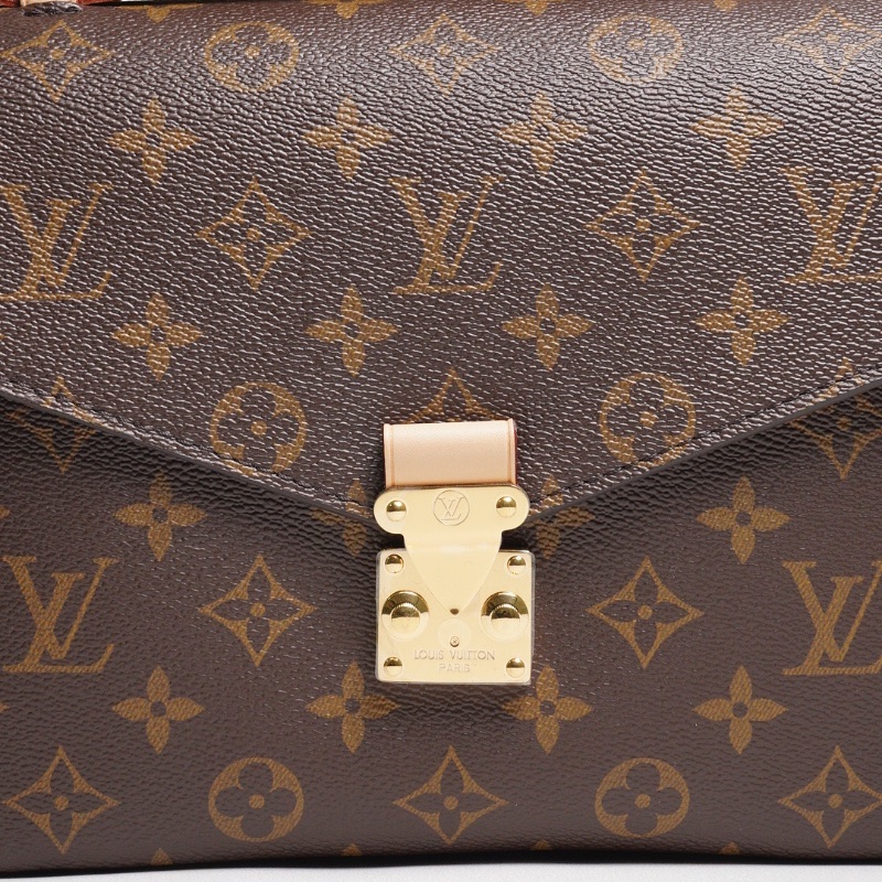 LOUIS VUITTON Pochette Métis-4