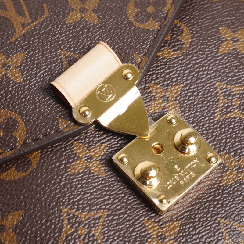 LOUIS VUITTON Pochette Métis-14