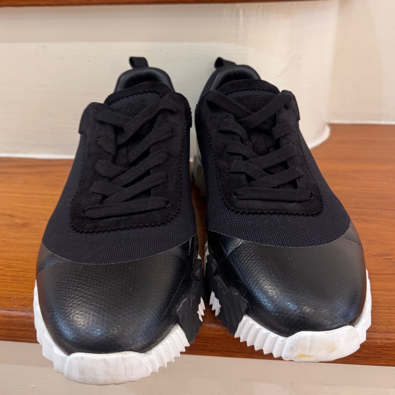 Hermes黑色白底休閒鞋45號-2