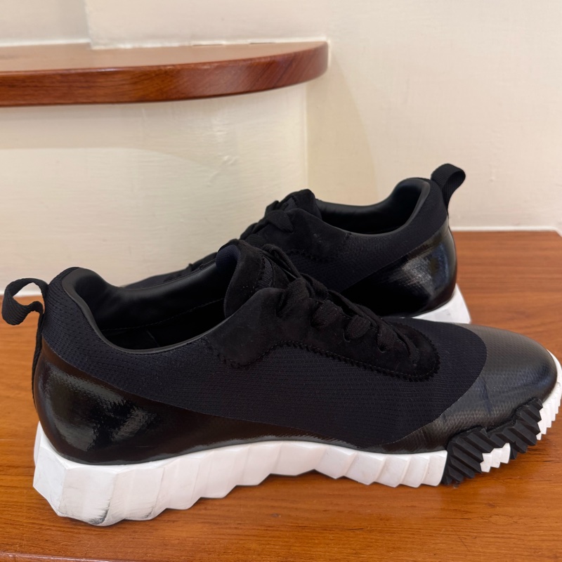 Hermes黑色白底休閒鞋45號-6