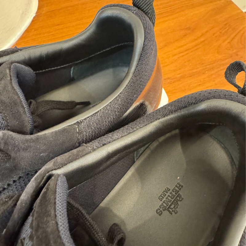 Hermes黑色白底休閒鞋45號-16