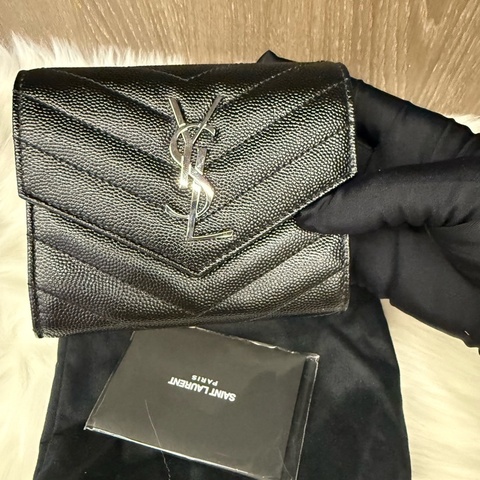 99新 YSL聖羅蘭 黑銀荔枝皮三折錢包 附件：尘袋