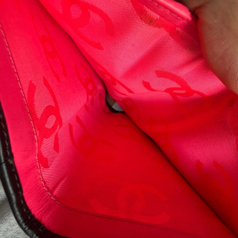 香奈兒康鵬短款黑銀牛皮卡包21開無卡 尺寸:15*10*2-4