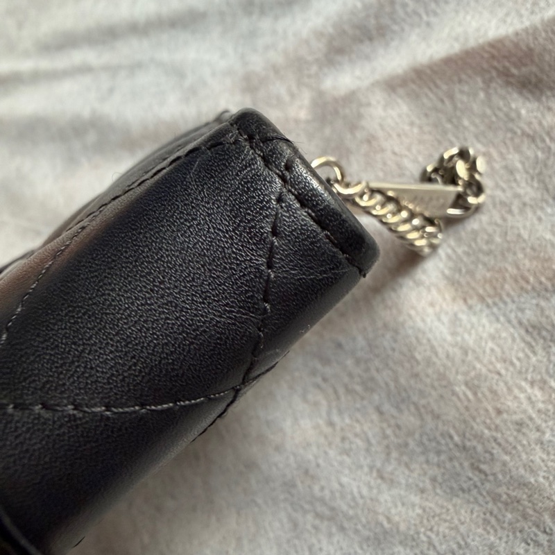 香奈兒康鵬短款黑銀牛皮卡包21開無卡 尺寸:15*10*2-8