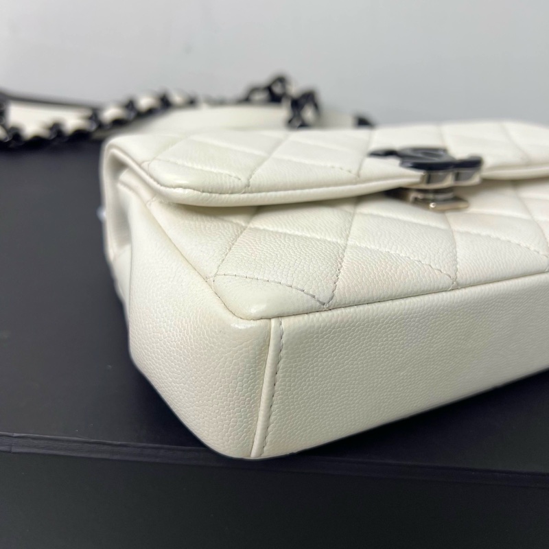 CHANEL香奈兒熊貓色荔枝紋牛皮CF大mini鏈條包 鐳射30開 尺寸：20x12x5cm-5