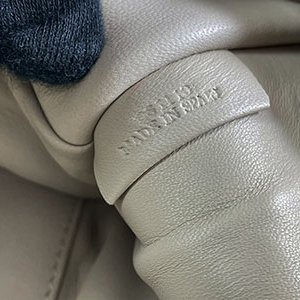 ＊奢華大道國際精品＊【LW226】LOEWE酒紅色/淺咖啡色/灰白色 NAPA小牛皮 AMAZONA手提包 28CM-10