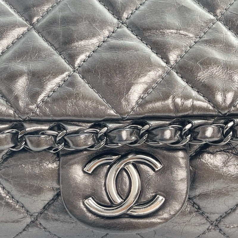 「JL精品代購」香奈兒碳灰銀油蠟牛皮滾邊cf翻蓋鏈條包-15