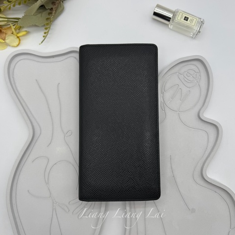 LOUIS VUITTON LV Brazza Taiga牛皮灰黑色長夾