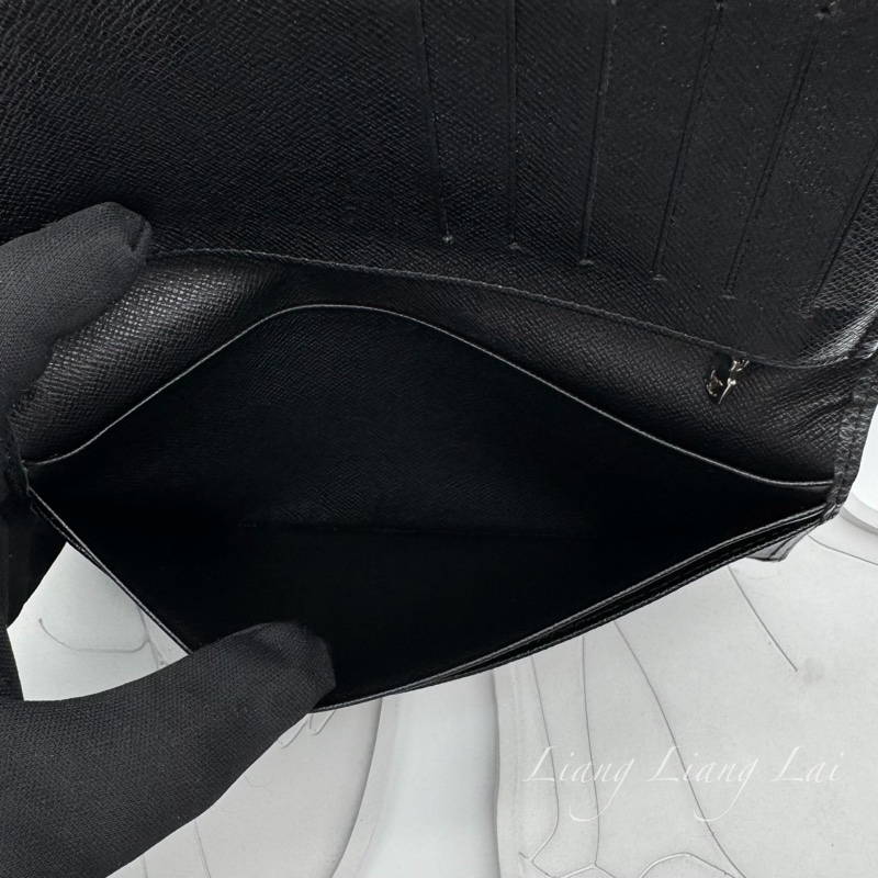 LOUIS VUITTON LV Brazza Taiga牛皮灰黑色長夾-13