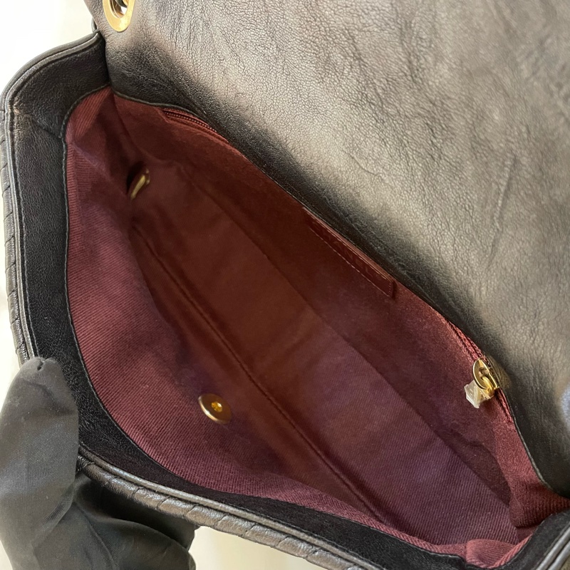 Chanel香奈儿黑金链条V纹单肩斜挎链条包-15