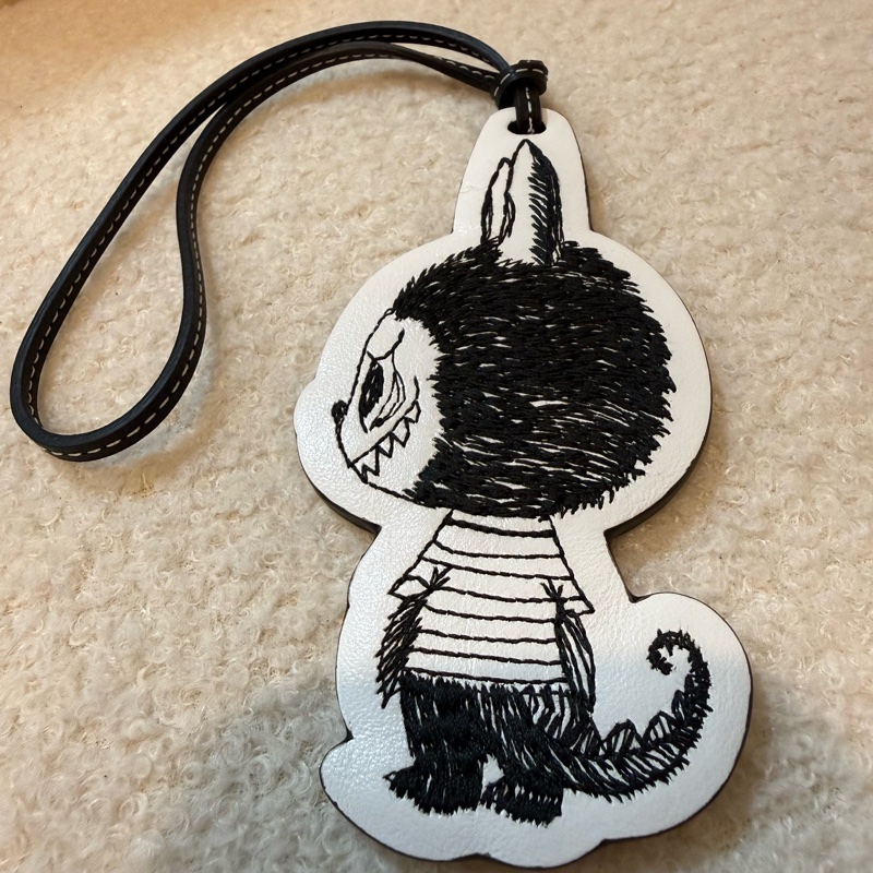限定版 Moynat x Labubu  Charm-3