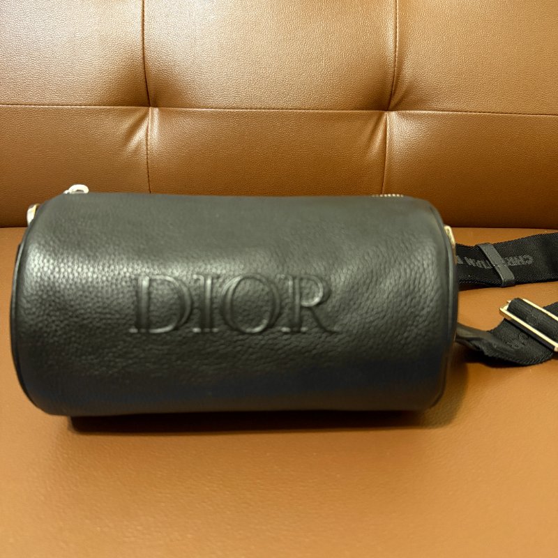 DIOR 迪奧Roller 黑色牛皮圓筒斜背包｜Christian Dior 斜背包 男包 全配｜巴黎專櫃購入｜近新極美品-1
