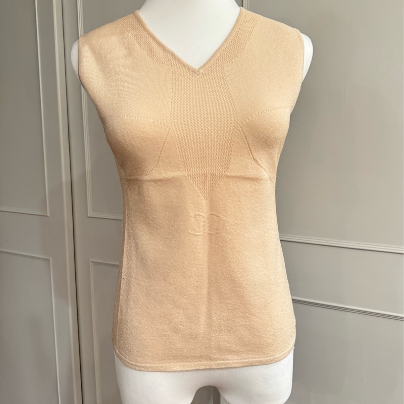 《新歡舊愛》近新CHANEL香奈兒奶茶色針織背心42/適合ML-5