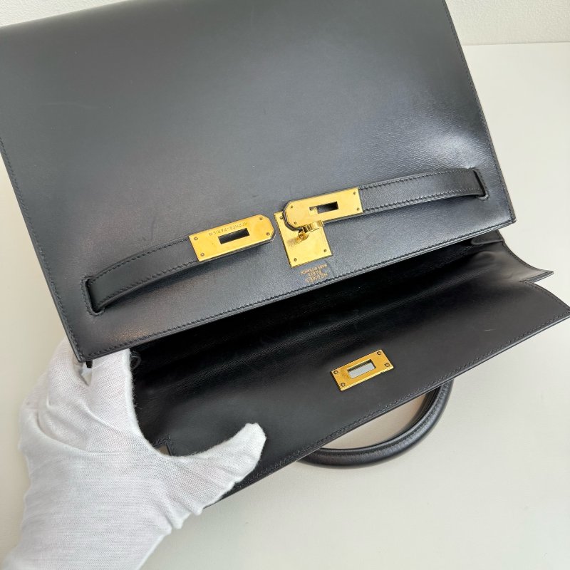 Hermes 愛馬仕 kelly 32 黑金 box 附件:肩帶、鎖頭、鑰匙、皮牌-7