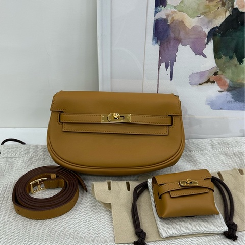 Hermes 愛馬仕 kelly movve 芝麻色 小單肩包 B刻 2S芝麻金扣