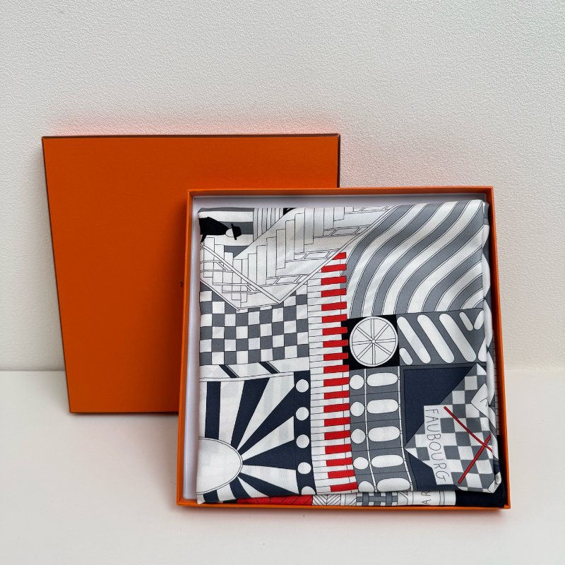 Hermes 愛馬仕 黑白絲巾 90*90cm 附盒-0